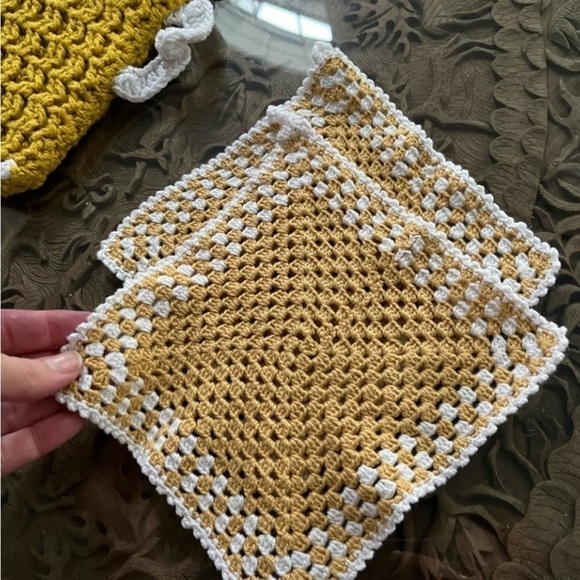 Hand Crafted Crochet Beer Mug ⚜️ Kitchen Set of 3 Pot Handles Gold New Orleans - Picture 4 of 4